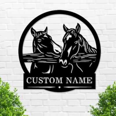 Goodqueen Personalized Horse Ranch Sign Custom Horse Metal Sign, Customized Horse Metal Ranch Sign for Front Gate Stable Barn Horse Sign, Monogram Ranch Farmhouse Decor Horse Family Name Sign