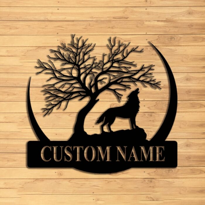 Custom Wolf Metal Wall Sign - Personalized Wolf Metal Wall Art - Wolf Metal Wall Decor - Wolf Metal Name Signs - Wolf Lover's Gifts - Wolf Howling Signs